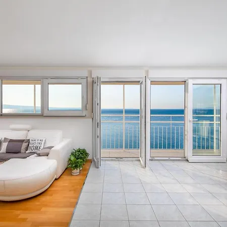 Adriatic Deluxe Apartment