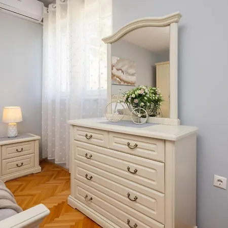 Adriatic Deluxe Dugi Rat